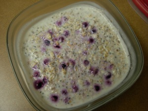 overnight blueberry oats in kefir